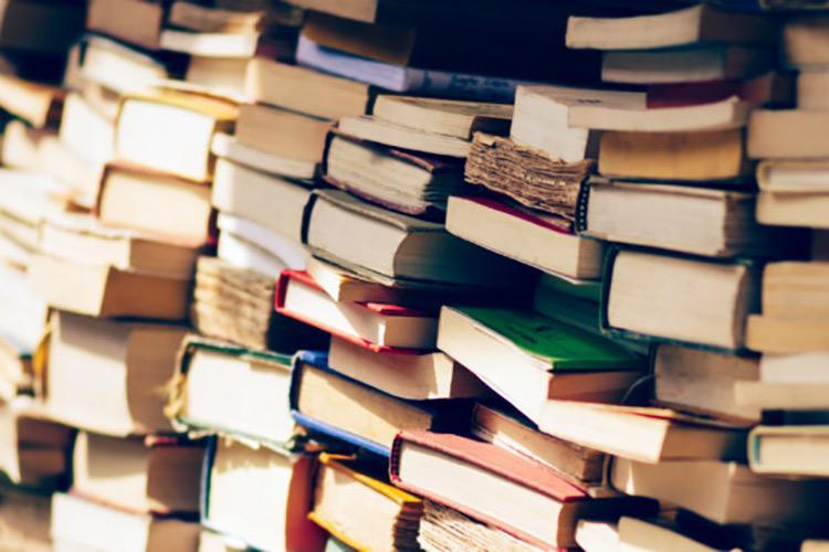 5 کتاب که سرمایه گذاران جوان باید بخوانند 5 کتاب که سرمایه گذاران جوان باید بخوانند