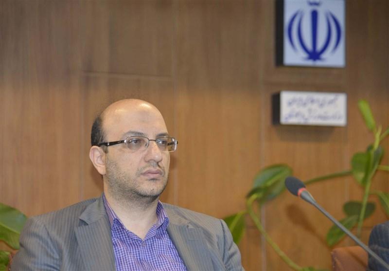 علی نژاد: بدهی های پرسپولیس و استقلال کمتر از 2 میلیون دلار علی نژاد: بدهی های پرسپولیس و استقلال کمتر از 2 میلیون دلار است، تحریم های ظالمانه به ضرر این 2 باشگاه شد