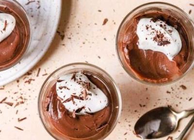 طرز تهیه پودینگ شکلات و نارگیل خوشمزه؛ یک دسر با شیر و کاکائو