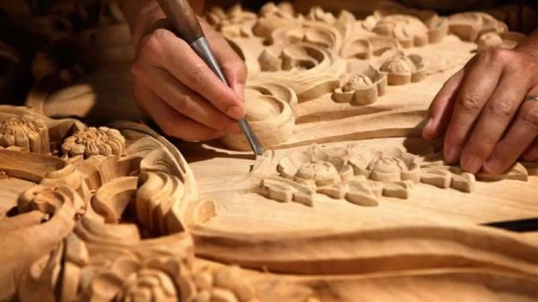 صنعتگران و هنرمندان صنایع دستی بیمه شدند