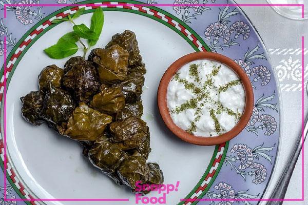 ادویه دلمه برگ مو چیست و سس دلمه کی اضافه می گردد؟