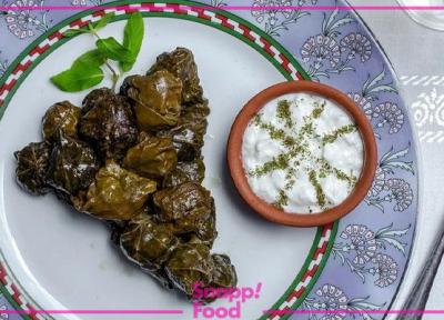ادویه دلمه برگ مو چیست و سس دلمه کی اضافه می گردد؟